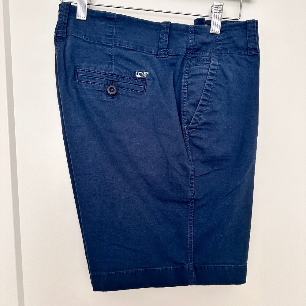 Vineyard Vines Shorts (women's 10)